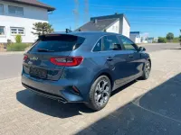 Gebraucht Kia Ceed Vision 160 PS (117 kW) 2021 Schwarz Kleinwagen