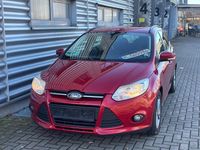 Gebraucht Ford Focus Titanium 150 PS (110 kW) 2013 Rot Kombi