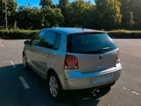 Gebraucht VW Polo 60 PS (44 kW) 2008 Grau Kleinwagen