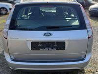 Gebraucht Ford Focus Titanium 101 PS (74 kW) 2010 Silber Kombi