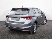 Neu Skoda Fabia Essence 80 PS (58 kW) 2025 Grau Kleinwagen