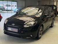 Gebraucht Ford Focus ST 250 PS (183 kW) 2013 Schwarz Limousine