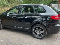 Gebraucht Audi A3 Sportback 125 PS (91 kW) 2011 Schwarz Kleinwagen