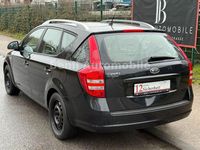 Gebraucht Kia Ceed Sportswagon 109 PS (80 kW) 2009 Schwarz Kombi