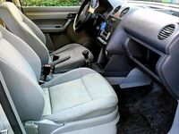 Używany VW Caddy 105 KM (77 kW) 2006 Srebrny Minivan