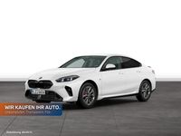 Gebraucht BMW 220 Shadowline 156 PS (114 kW) 2025 Alpinweiss Coupé