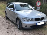 Gebraucht BMW 118 143 PS (105 kW) 2006 Silber Kleinwagen
