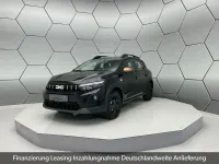 Neu Dacia Sandero Extreme 122 PS (89 kW) 2025 Gelb Limousine