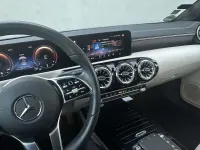 Gebraucht Mercedes CLA200 163 PS (119 kW) 2022 Schwarz Coupé