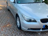 Gebraucht BMW 525 179 PS (131 kW) 2004 Silber Limousine