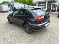 Używany Seat Leon 105 KM (77 kW) 2004 Czarny Hatchback