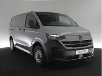 Neu VW T7 150 PS (110 kW) 2026 Grau (grau / stone grey) Van