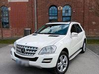 Gebraucht Mercedes ML350 231 PS (169 kW) 2010 Weiß SUV