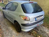 Gebraucht Peugeot 206 75 PS (55 kW) 2001 Limousine