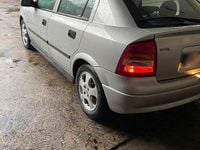 Second-hand Opel Astra 75 CP (55 kW) 1999 Argintiu Berlinǎ