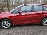 Gebraucht BMW 218 Advantage 136 PS (100 kW) 2016 Rot Kombi