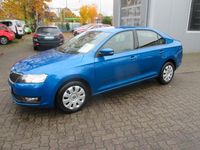 Gebraucht Skoda Rapid Active 95 PS (69 kW) 2019 Blau Limousine