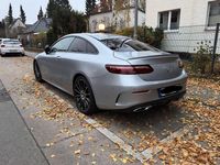 Gebraucht Mercedes E220 194 PS (142 kW) 2021 Grau Coupé