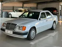 Gebraucht Mercedes 230 136 PS (100 kW) 1990 Weiß Limousine
