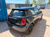Usata Mini Cooper 102 CV (75 kW) 2016 Nero Utilitaria