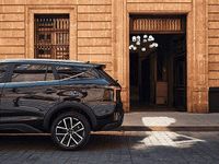 Neu JAC JS8 174 PS (127 kW) 2026 Schwarz SUV