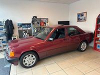 Gebraucht Mercedes 190 160 PS (117 kW) 1990 Rot Limousine