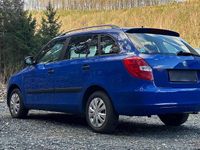 Gebraucht Skoda Fabia 69 PS (50 kW) 2010 Blau Kombi