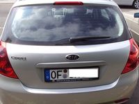 Gebraucht Kia Ceed 148 PS (108 kW) 2007 Silber Kleinwagen