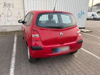 Gebraucht Renault Twingo 58 PS (42 kW) 2008 Rot Kleinwagen