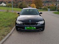 Gebraucht BMW 116 122 PS (89 kW) 2007 Schwarz Kleinwagen