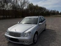 Gebraucht Mercedes C220 150 PS (110 kW) 2007 Silber Kombi