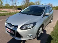 Używany Ford Focus Titanium 116 KM (85 kW) 2014 Sedan/Limuzyna
