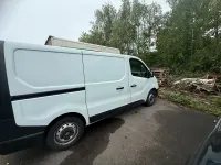 Gebraucht Renault Traffic 105 PS (77 kW) 2018 Weiß Van / Kleinbus