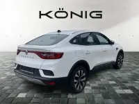 Gebraucht Renault Arkana Equilibre 140 PS (102 kW) 2023 Weiss SUV