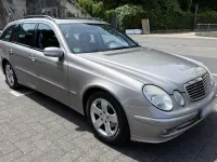 Gebraucht Mercedes E280 Avantgarde 190 PS (139 kW) 2005 Grau Kombi