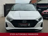 Gebraucht Hyundai i20 Intro Edition 101 PS (74 kW) 2020 Weiß Kleinwagen