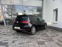 Gebraucht VW Golf VII Highline 150 PS (110 kW) 2018 Deep black perleffekt Limousine
