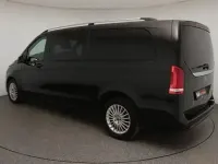 Gebraucht Mercedes V300 237 PS (174 kW) 2024 Schwarz Van / Kleinbus