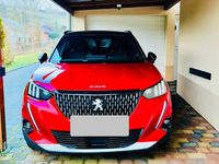 Gebraucht Peugeot 2008 GT 131 PS (96 kW) 2021 Rot SUV