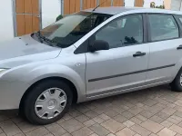 Gebraucht Ford Focus Trend 116 PS (85 kW) 2005 Silber Kombi