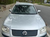 Usata VW Passat 102 CV (75 kW) 2003 Grigio Berlina