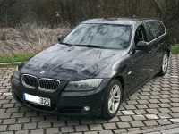 Gebraucht BMW 325 218 PS (160 kW) 2011 Schwarz Kombi