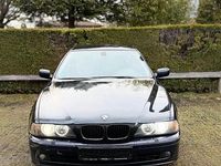 Second-hand BMW 525 190 CP (139 kW) 2003 Albastru Berlinǎ