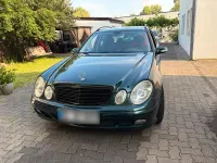 Gebraucht Mercedes E320 Classic 224 PS (164 kW) 2005 Grün Kombi