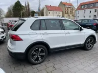 Gebraucht VW Tiguan Active 150 PS (110 kW) 2021 Weiss SUV