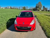 Gebraucht Renault Clio 75 PS (55 kW) 2012 Rot Kleinwagen