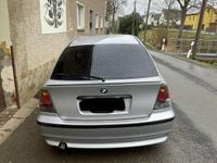 Gebraucht BMW 316 116 PS (85 kW) 2001 Silber Coupé