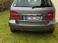 Gebraucht Mercedes B170 116 PS (85 kW) 2008 Grau Van / Kleinbus