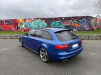 Gebraucht Audi A4 Ambiente 190 PS (139 kW) 2015 Blau Kombi