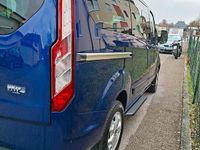 Gebraucht Ford Tourneo 155 PS (114 kW) 2015 Blau Van / Kleinbus